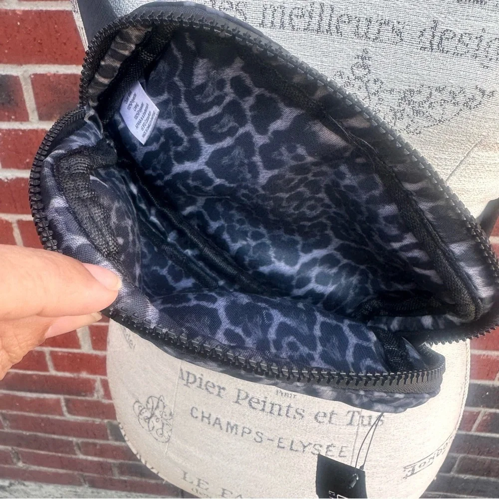 Chic Animal Print Belt Bag